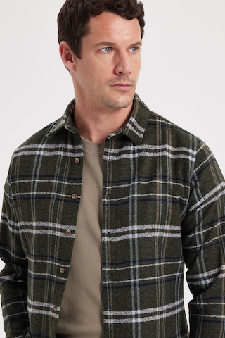 Tudors Erkek Slim Fit Dar Kesim Kareli Kışlık Oduncu Gömlek-42324 Haki