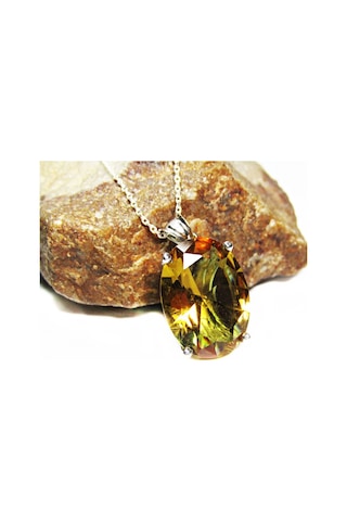 Gümüş Oval Büyük Taşlı Zultanit Kolye