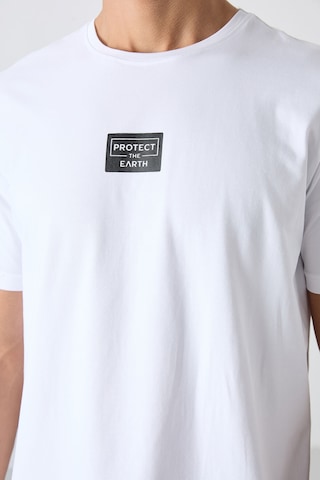 Tommy Life Beyaz - Siyah Pamuklu Yumuşak Dokulu Standart Fit Baskılı Erkek Şortlu Takım - 85243