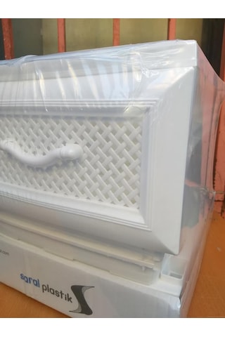 Plastik Delikli Beyaz Komidin Çekmeceli Sebzelik