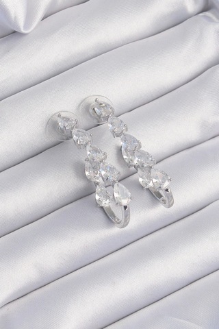 Pirinç Gümüş Renk Damla Zirkon Taş Tasarımlı Küpe