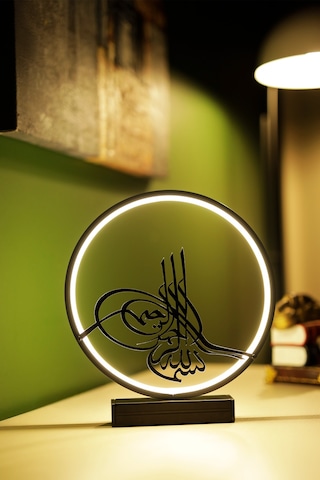 Led Işıklı Tuğra Figürlü Metal Masa Ve Gece Lambası Osmanlı Temalı Dekoratif Aydınlatma Tuğra