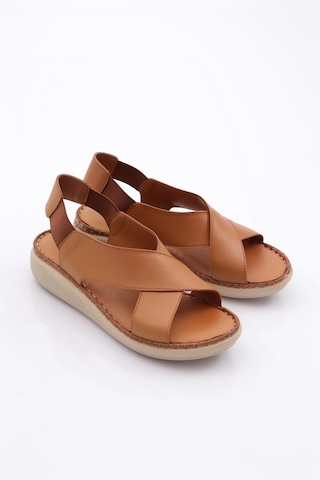 Dgn 317 Kadin Arkasi Lastikli Sandalet 317-2132-R1755 Taba