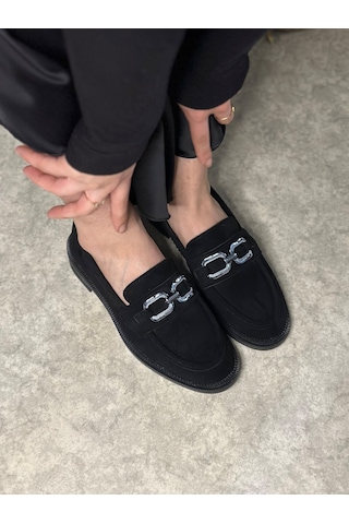 Günlük Kadın Loafer Klasik Alçak Topuklu Desenli Taban Zincirli Oval Burunlu Makosen Ayakkabı 100 Siyah Süet Platin