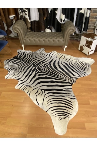 Hakiki Deri Dana Postu Beyaz Zebra Baskılı 210 X 230 Cm - 2261201000050