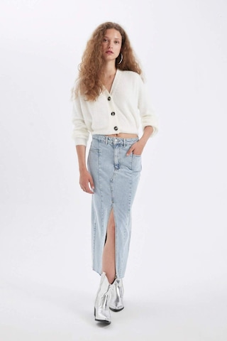 Defacto Fashion Fit Yırtmaçlı Uzun Boy Jean Etek D4419AX24AUNM39 Mavi