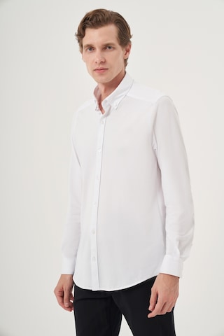 Morven Erkek Beyaz Örme Slim Fit Düğmeli Yaka Gömlek 25ms004024600 Beyaz Beyaz