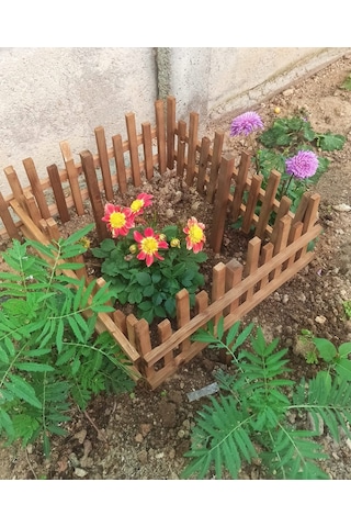 Dekoratif Doğal Ahşap Bahçe Çiti Kazıklı 20x50cm Kahverengi Emprenye