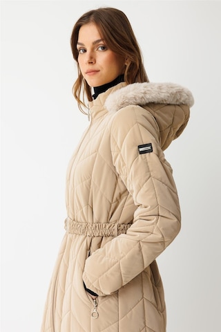 Kapitone Tam Boy Kaban Bej Bej