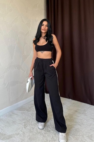 Leyla Sanat Sanata Yeni Bir Bakış Açısı Siyah Yanları Şeritli Pantolon Siyah