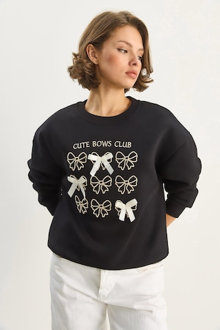 Shade Kadın Fiyonk Nakışlı Kurdele Aksesuarlı Üç İplik Şardonlu Sweatshirt 60601048 - Siyah