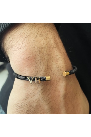Gümüş Altın Kaplamalı Tektaraflı Harfli Siyah Çelik Bileklik