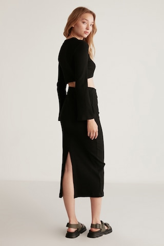 Ethıquet Lauren Kadın Slim Fit Fermuar Detaylı Midi Siyah Etek