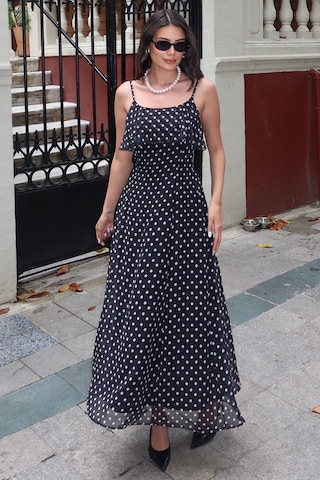 Kechi Woman Şifon Astarlı Puantiyeli Askılı Elbise Siyah