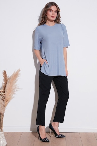 Lela Oversize Bisiklet Yaka Yırtmaç Detaylı Bayan Bluz 5863683 Bebe Mavi