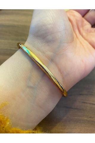 Kadın Gold Renk Taşlı Zikzak Model Çelik Bilezik Gold