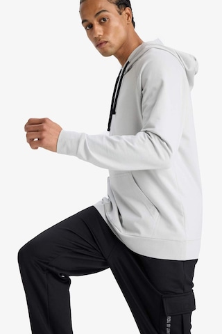 DeFacto Fit Standart Fit Kapüşonlu Sporcu Erkek Sweatshirt - Gri D8014AX25SPGR91