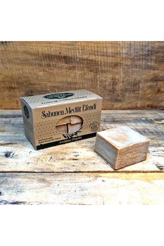 Sabuncu Mevlüt Efendi Saf Zeytinyağlı Defne Parçacıklı Sabun 500 G