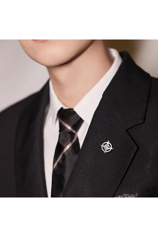 Gümüş Yıldız Broş Erkek Takım Elbise Broş Gömlek Yaka Düğmesi Butik Takılar Broş Takı Moda Kişilik Rozeti Anti-ışık Düğmeleri Gümüş