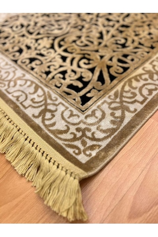 Osmanlı Çiçek Desenli 100 X 300 Makine Yün Halı Siyah