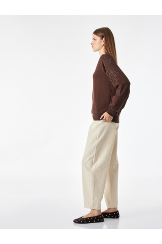 Koton Çiçek Boncuk İşleme Detaylı Uzun Kollu Bisiklet Yaka Sweatshirt Kahverengi 7wak10046ek Kahve