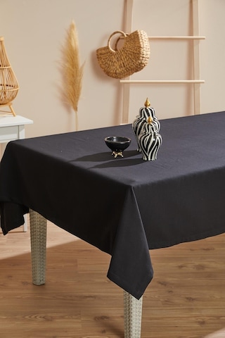 Düz Siyah Masa Örtüsü