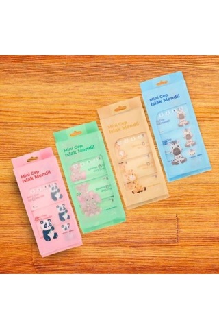 Büro Ev Ofis Hijyeni İçin 8 Adet Mini Cep Tipi Islak Mendili Seti