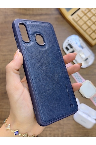 Samsung Galaxy A20 / A30 Uyumlu Premium Deri Dokulu Darbelere Karşı Dayanıklı Nazal Silikon Kılıf Lacivert