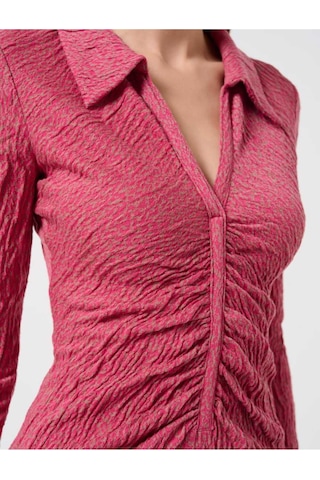 Pembe Dar Kesim Polo Yaka Uzun Kollu Desenli Mini Elbise Fuşya