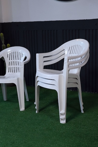 Plastik Bahar Kollu Bahçe Balkon Koltuk Beyaz 4 Adet Beyaz