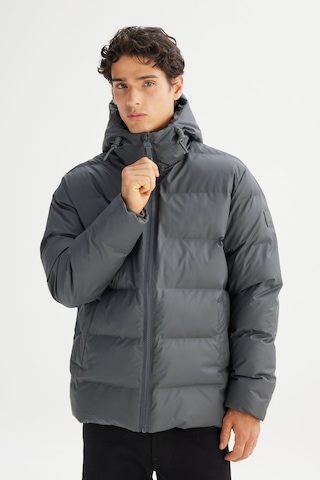 Lee Regular Fit Kapüşonlu Cepli Erkek Şişme Mont L2520263035 Gri