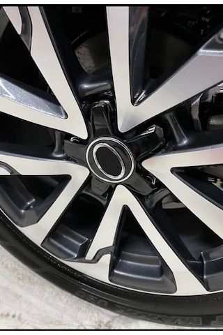 (2022-2025 Toyota Corolla Cross Passion Uyumlu Jant Göbeği)