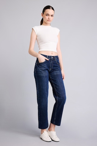 Defacto %100 Pamuk Slım Straıght Normal Bel Jean Pantolon I3672ax26aunm34 Mavi-nm34