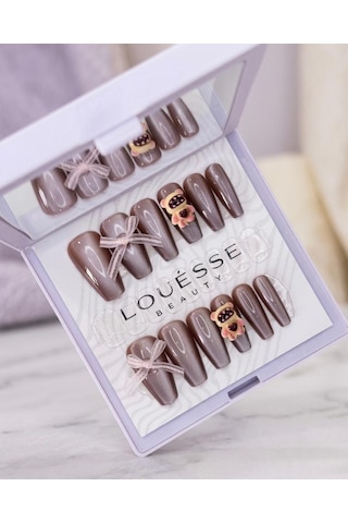 Louésse Choco Bear Takma Tırnak 12 Li Kahverengi Parlak Ayıcık Figürlü Sevimli Nail Set