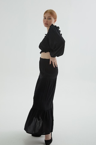 Fashion Friends 24y0220k1 Kadın Yakası Fırfırlı Crop Bluz 24Y0220K1-R1534 Siyah