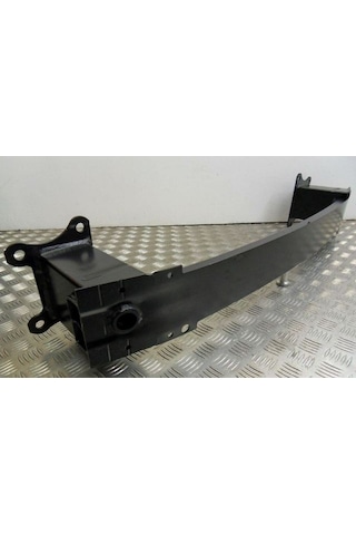 Ford Focus Sd/hb 22/23 Ön Tampon Demiri Tw - Tampon