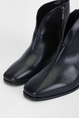 Tamer Tanca Kadın Hakiki Deri Siyah Deri Casual Bot 33 530 Bn Bot Sk22/23 Sıyah Dr Siyah