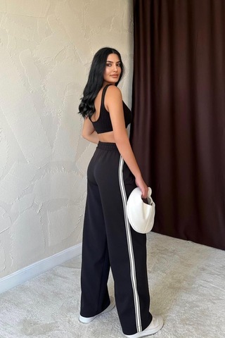 Leyla Sanat Sanata Yeni Bir Bakış Açısı Siyah Yanları Şeritli Pantolon Siyah