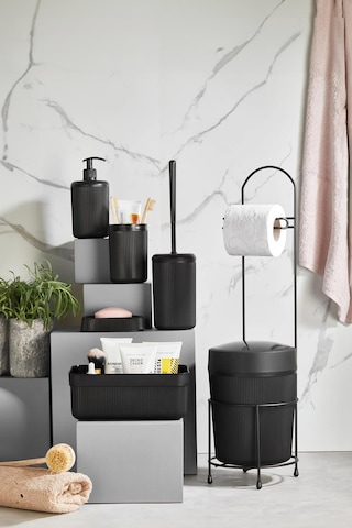 7 Parça Siyah Banyo Seti Metal Stantlı Kovalı Wc Kağıtlık Kozmetik Kutusu Diş Fırçalık Ve Sabunlukla Çok Renkli