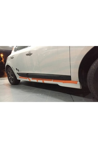 Megane 3 Sport Marşpiyel Seti Mat Siyah Plastik  2009 - 2016