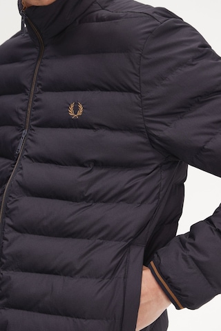 Fred Perry J4564 Insulated Erkek Mont Lacivert