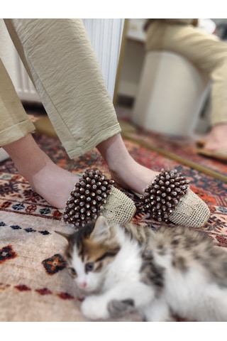 My Stil Moda Kadın Önü Kapalı Hasır Terlik Boncuk İşlemeli Çeyiz, Günlük, Misafir Ev Terliği Vizon