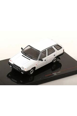 1:43 Ixo 1990 Skoda Forman