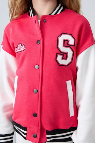 Tommy Life Viva Kırmızı Pamuklu İçi Tüylü Yumuşak Dokulu Standart Fit Nakışlı Kız Çocuk Kolej Ceket - 75163 Kırmızı