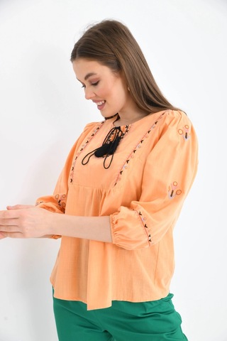 Kadın Bisiklet Yaka Balon Kol Otantik Nakış Detaylı Dokuma Bluz Turuncu