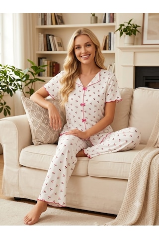 Kadın Kısa Kollu Yumuşak Tuşe Yazlık Likralı Kaşkorse Kumaş Pijama Takım Beyaz Kiraz