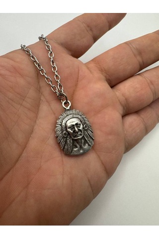 Yaşlı Kızılderili Figürlü Antik Unisex Kolye Bilgelik, Güç Ve Ruhsal Simgesi Çok renkli