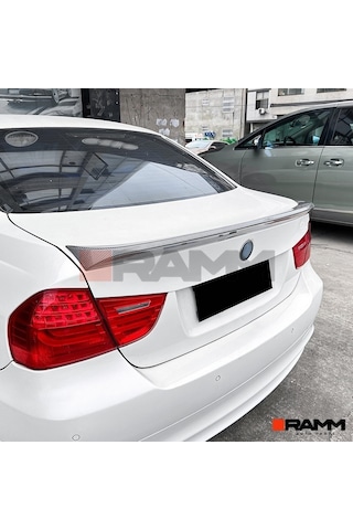 Bmw E90 Csl Stil Bagaj Spoiler - Parlak Karbon