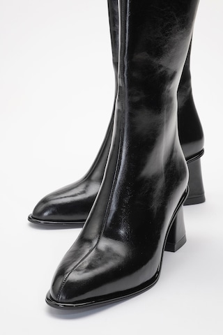 Paradis Siyah Cilt Kadın Kalın Topuklu Çizme Siyah Mat