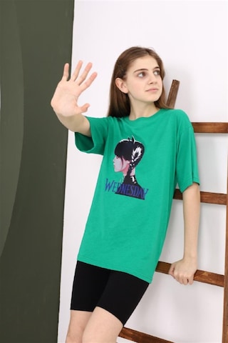 Mon Cherry Kız Çocuk Wednesday Baskılı Yeşil Tshirt-12875 Yeşil